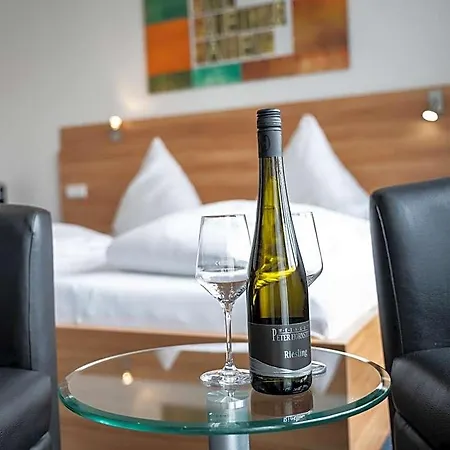 Capri Hotel 3*