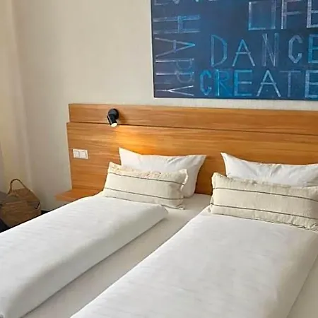 Capri Hotel 3*